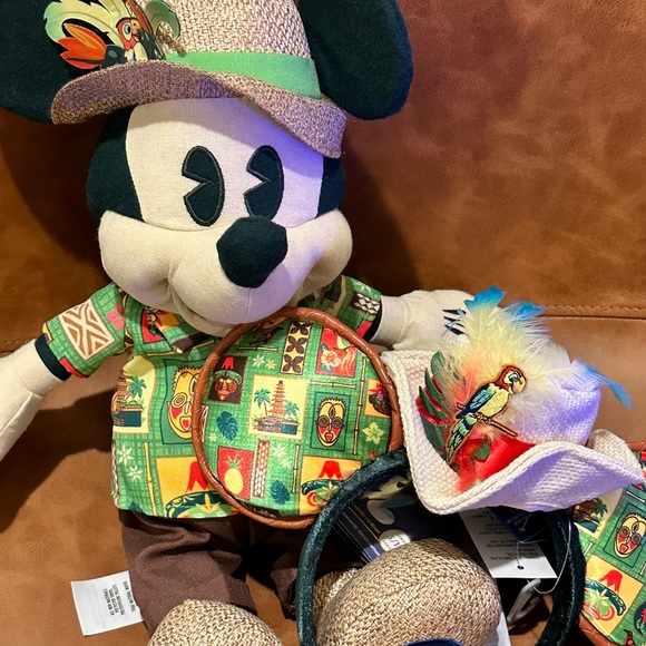 Tiki room plush and ears - Picture 1 of 1